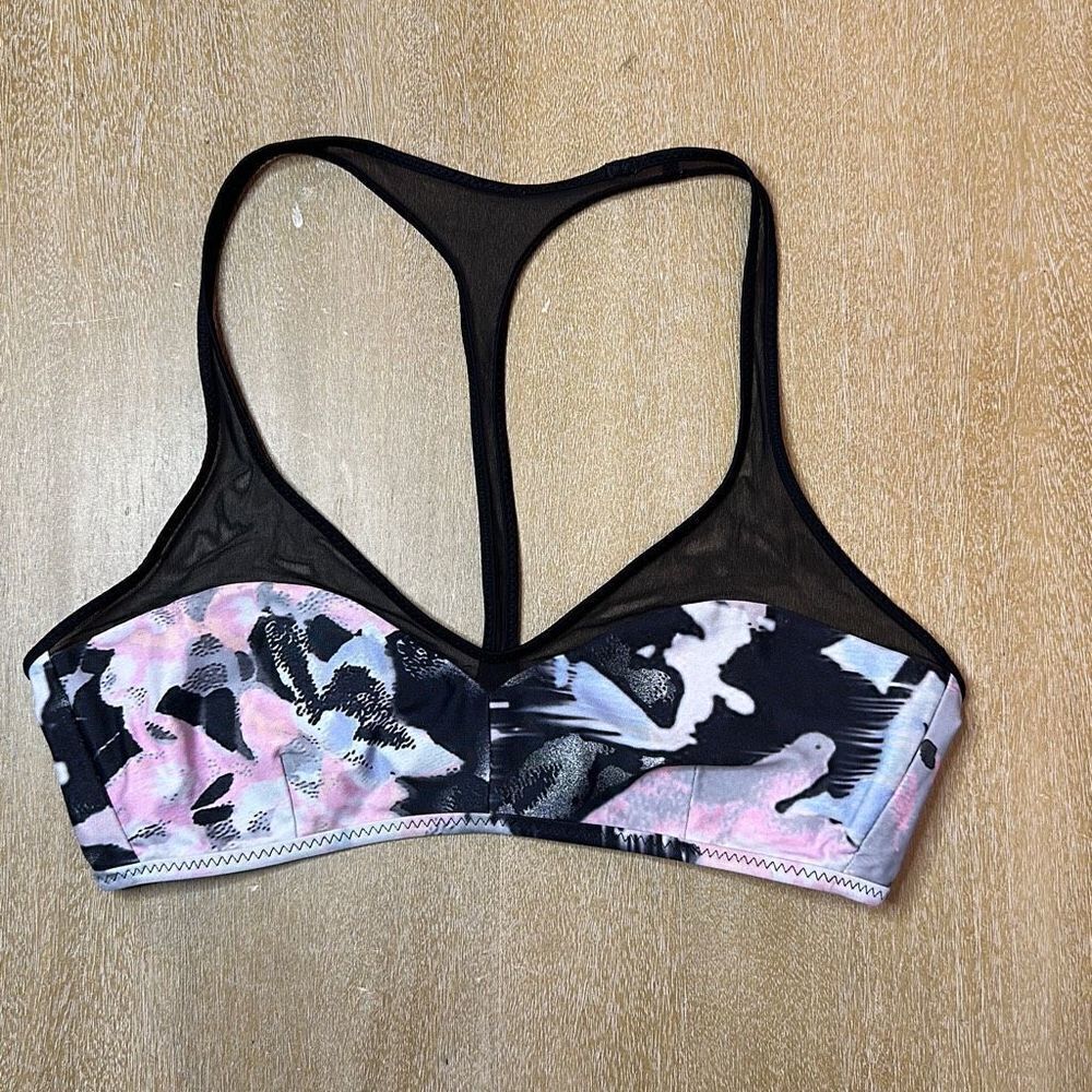 Lululemon Water: Salty Swim‎ Sport Top